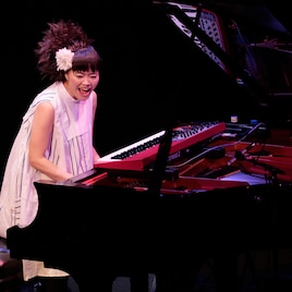 上原ひろみ トリオ日本ツアー開幕 この日この場所でしか生まれない音楽を 音楽ナタリー 上原ひろみ トリオ日本ツアー開幕 この日この場所でしか生まれない音楽を 音楽ナタリー