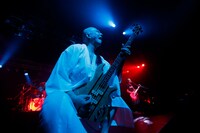 鈴木研一（撮影：ほりたよしか）