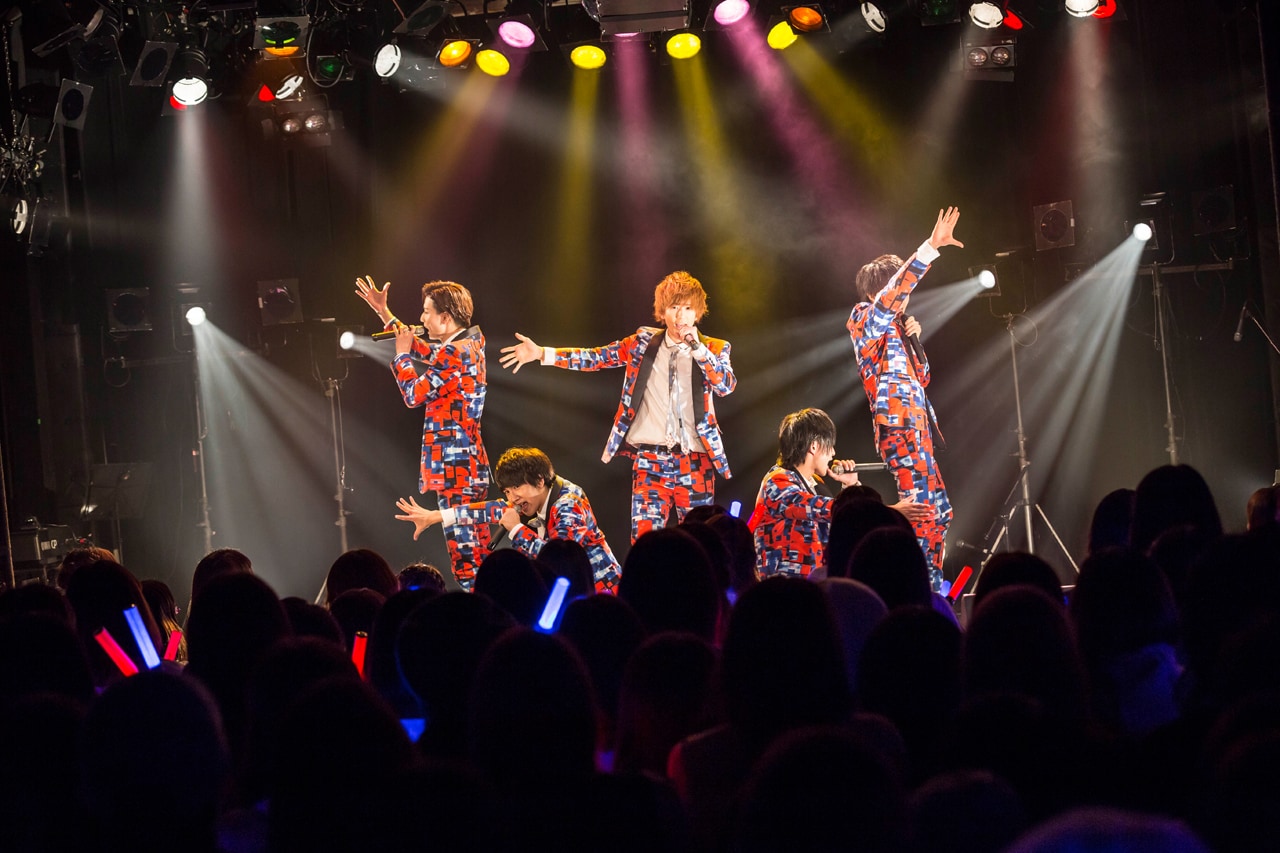 CUBERS、夢の途中の3rdワンマンでファンにクリスマスプレゼント