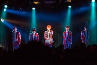 「CUBERS 3rdワンマン～覚めないで、消えないで～」の様子。（撮影：牛島康介）