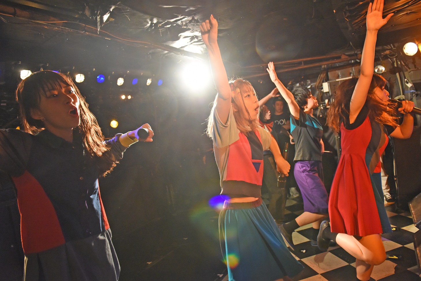 BiSワンマンライブ「Brand-new idol Society」の様子。