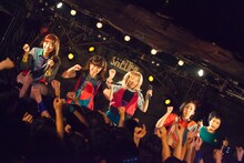 BiSワンマンライブ「Brand-new idol Society」の様子。（写真提供：WACK）