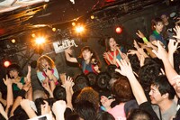 BiSワンマンライブ「Brand-new idol Society」の様子。（写真提供：WACK）
