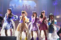 横山やすし譲りのポーズで決めるたこやきレインボー。