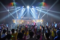 たこやきレインボー「なにわンダーランド2016 ～ひみつのティーパーティー～」の様子。