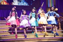 たこやきレインボー「なにわンダーランド2016 ～ひみつのティーパーティー～」の様子。