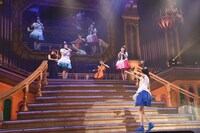 たこやきレインボー「なにわンダーランド2016 ～ひみつのティーパーティー～」の様子。