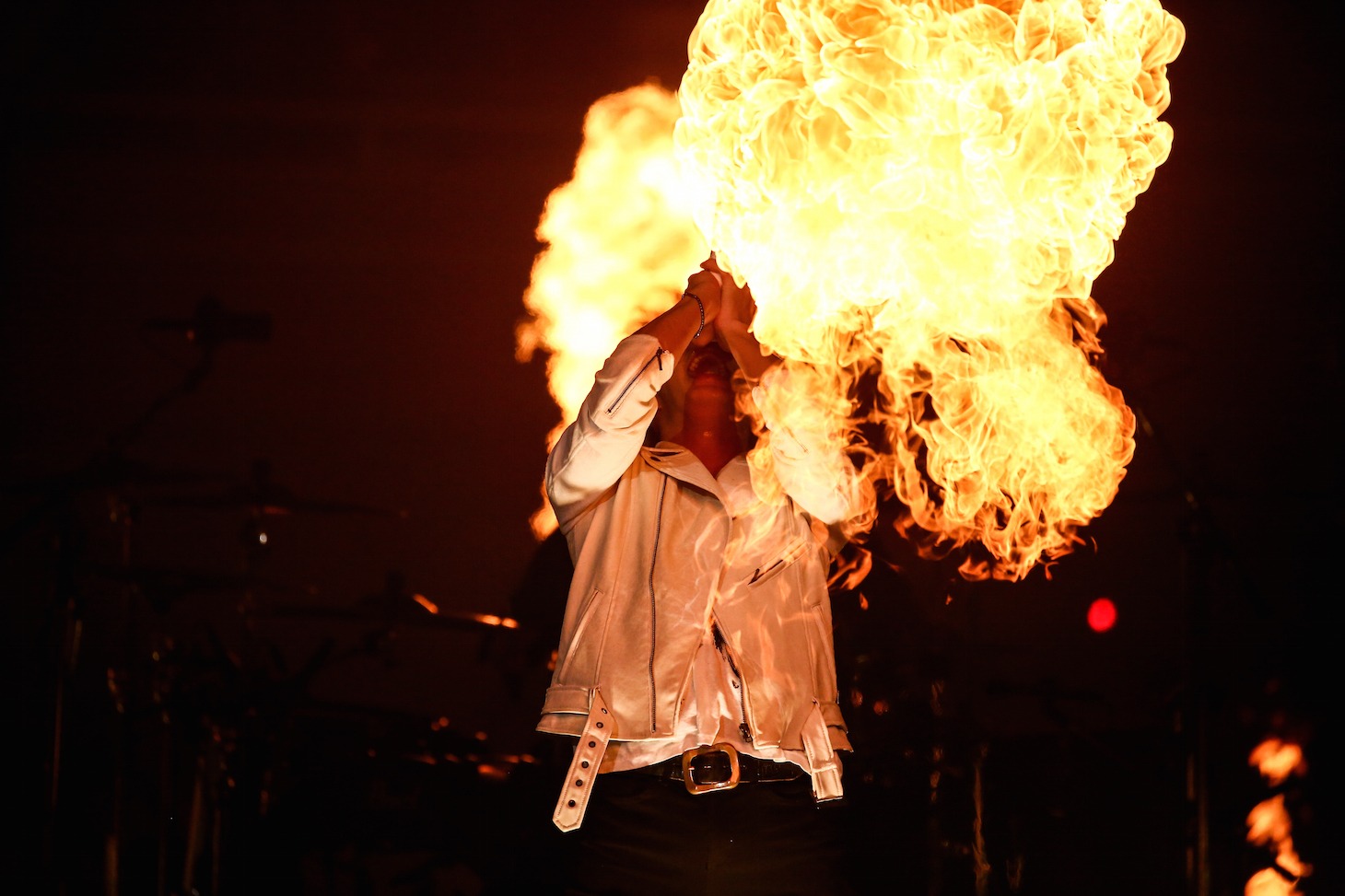 Hiro（Vo）（Photo by Kohei Suzuki）