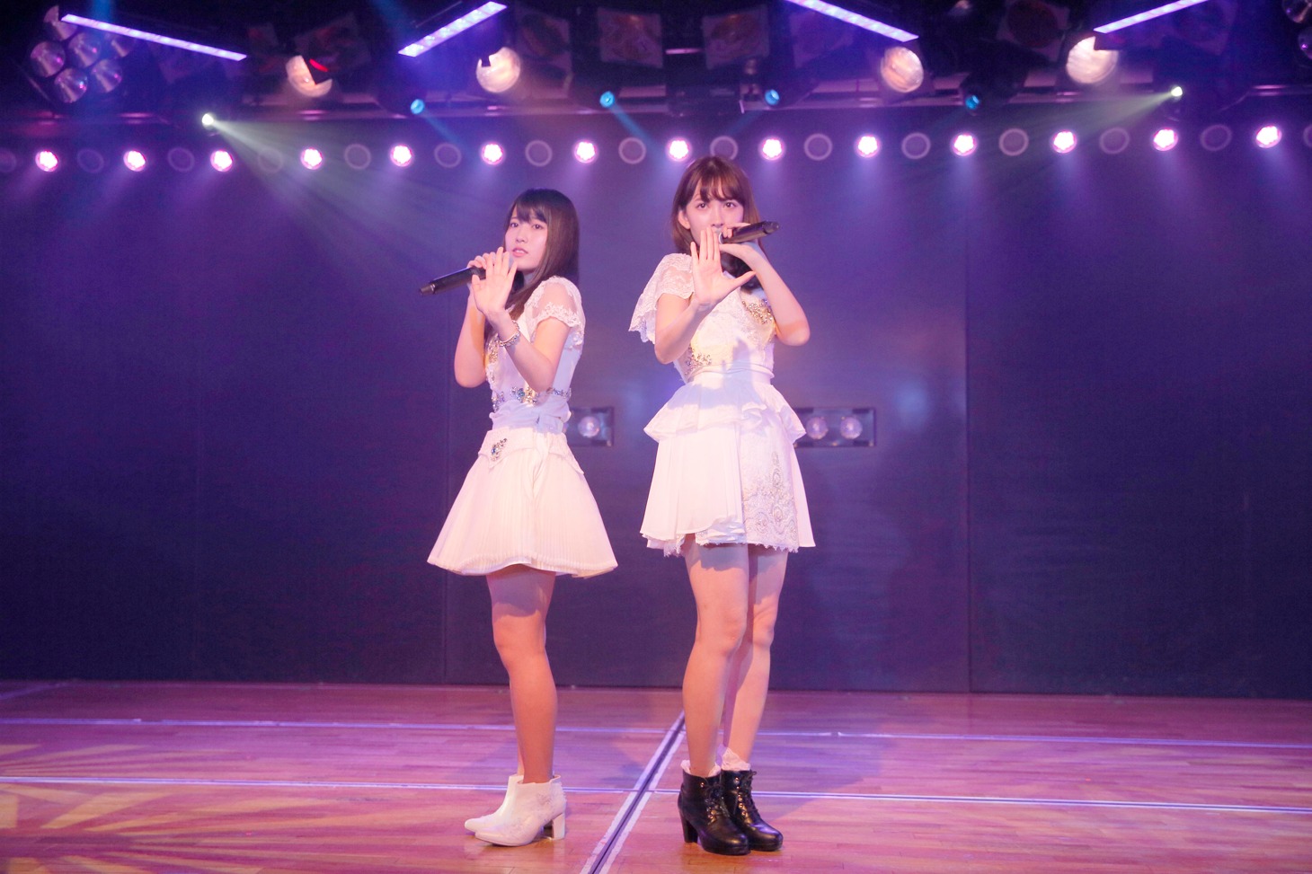 小嶋陽菜「好感度爆上げ」公演の様子。(c)AKS