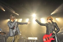 minus(-)とJのセッションの様子。（Photo by MASA）