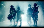 ゆるめるモ!「ナイトハイキング」MVのワンシーン。