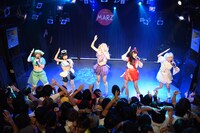 「ぜんぶ君のせいだ。緊急ワンマン」の様子。