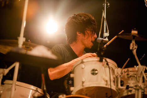 中西雅哉（Dr）（Photo by Viola Kam [V'z Twinkle]）