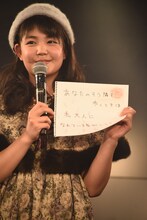 「さよならのプリエール」の歌詞について語る我妻桃実。