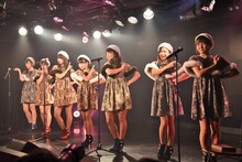 「ハコイリ▽ムスメ水曜定期公演～少女たちの物語・失恋編～」の様子。