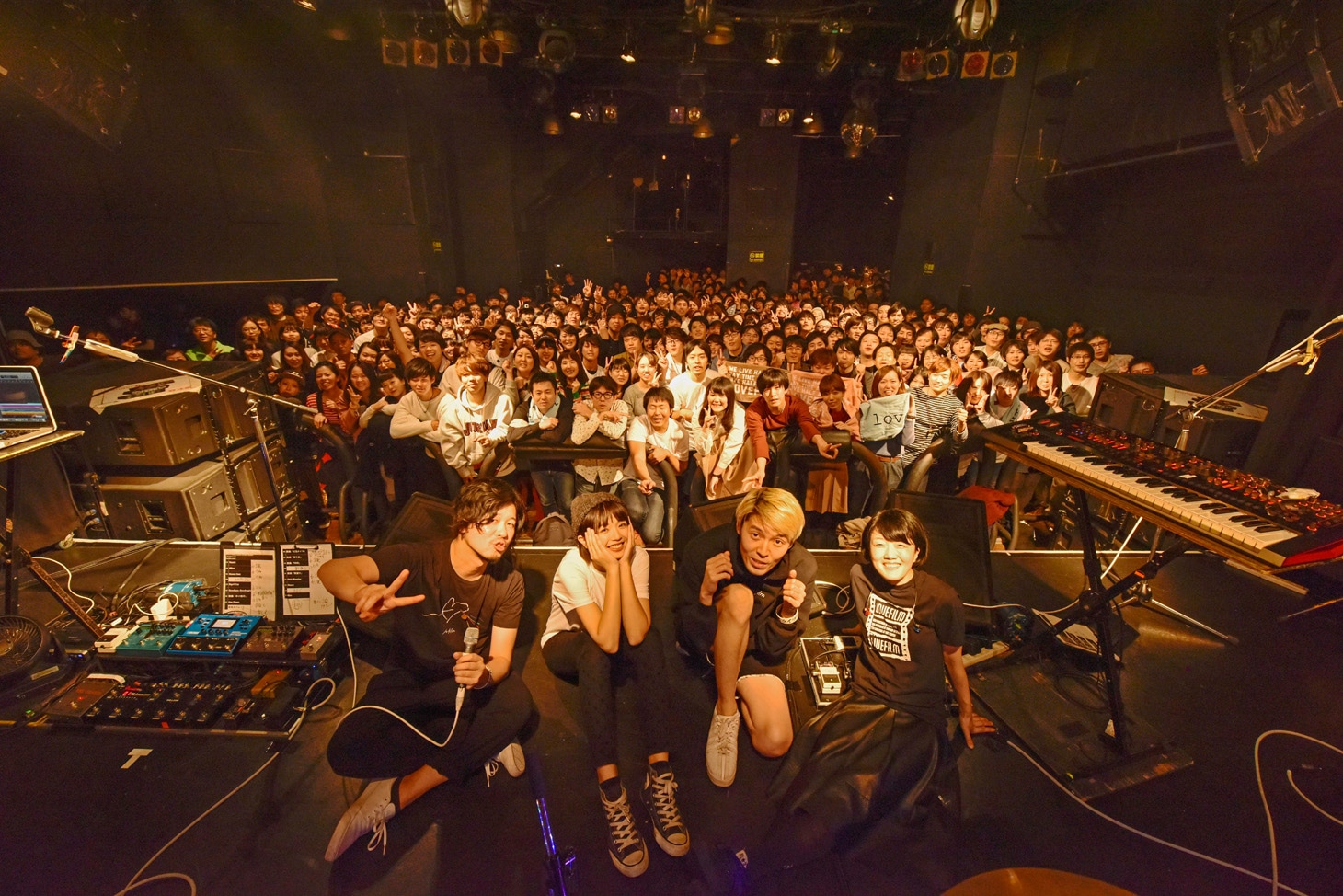 lovefilm「1st tour “livefilm”」最終公演の様子。（Photo by Yuki Kawamoto）