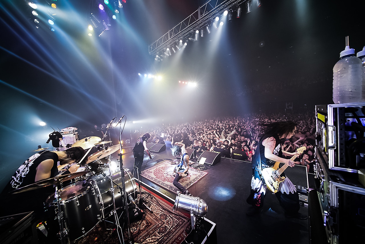 RIZE「RIZE TOUR 2016 "RIZE IS BACK"」東京・Zepp DiverCity TOKYO公演の様子。（撮影：竹内光司[a designer inc.]）