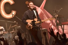 atagi（Vo, G / Awesome City Club）（撮影：古溪一道）