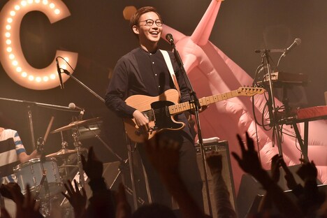 atagi（Vo, G / Awesome City Club）（撮影：古溪一道）