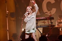 PORIN（Vo, Syn / Awesome City Club）（撮影：古溪一道）