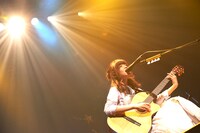 藤原さくら（Photo by Shinichi Kawashima, Yusuke Takamura）