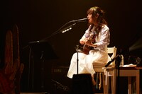 藤原さくら（Photo by Shinichi Kawashima, Yusuke Takamura）