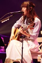 藤原さくら（Photo by Shinichi Kawashima, Yusuke Takamura）