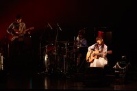 藤原さくら「ワンマンツアー2016『good morning』～second verse～」東京・EX THEATER ROPPONGI公演の様子。（Photo by Shinichi Kawashima, Yusuke Takamura）