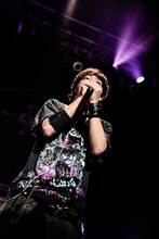 IKE（Vo）（撮影：鳥居洋介）