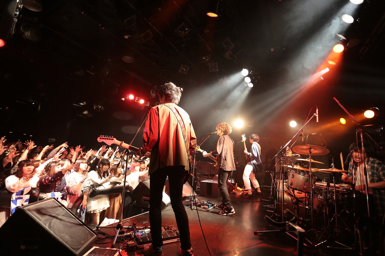 サイダーガール、初ワンマンで“イン”も“アウト”も全曲披露