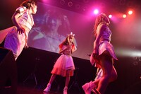 「DEAREST DREAM -Start 2 Shake it up-」の様子。