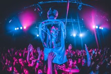 NOISEMAKERのライブの様子。（Photo by Shumpei Kato）