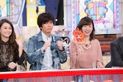 左からダレノガレ明美、水沢駿、黛英里佳。 (c)読売テレビ