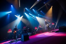 「布袋寅泰 35th ANNIVERSARY『8 BEATのシルエット』【BEAT 7】Maximum Emotion Tour ～The Best for the Future～」NHKホール公演の様子。（撮影：山本倫子）