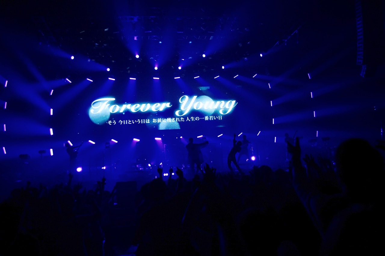 UVERworldの日本ガイシホール公演の様子。