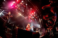 Amelie「Amelie『君が為に鐘は鳴る / さよならバイバイ』Release Tour 2016」東京・TSUTAYA O-WEST公演の様子。（Photo by Junpei Hiyoshi）