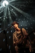 シュンタロウ(Vo, G)(Photo by Yosuke Torii)