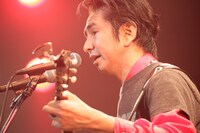 「田島貴男 ひとりソウルツアー 2016」東京・TSUTAYA O-EAST公演の様子。（撮影：柴田恵理）