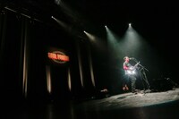 「田島貴男 ひとりソウルツアー 2016」東京・TSUTAYA O-EAST公演の様子。（撮影：柴田恵理）