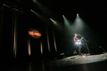 「田島貴男 ひとりソウルツアー 2016」東京・TSUTAYA O-EAST公演の様子。（撮影：柴田恵理）