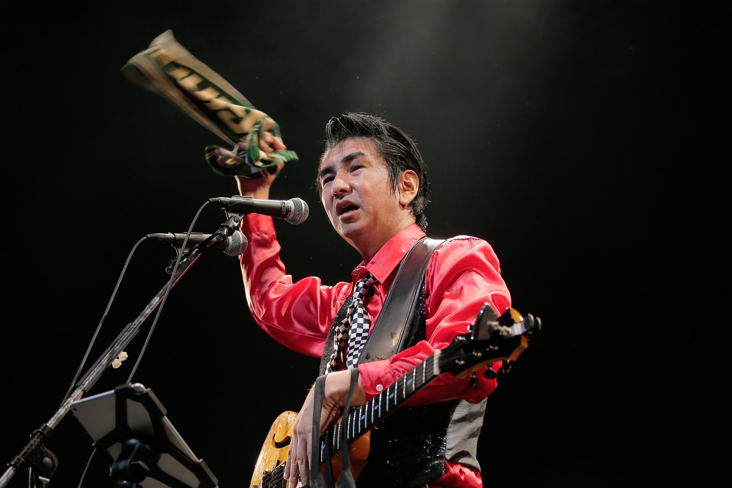 「田島貴男 ひとりソウルツアー 2016」東京・TSUTAYA O-EAST公演の様子。（撮影：柴田恵理）