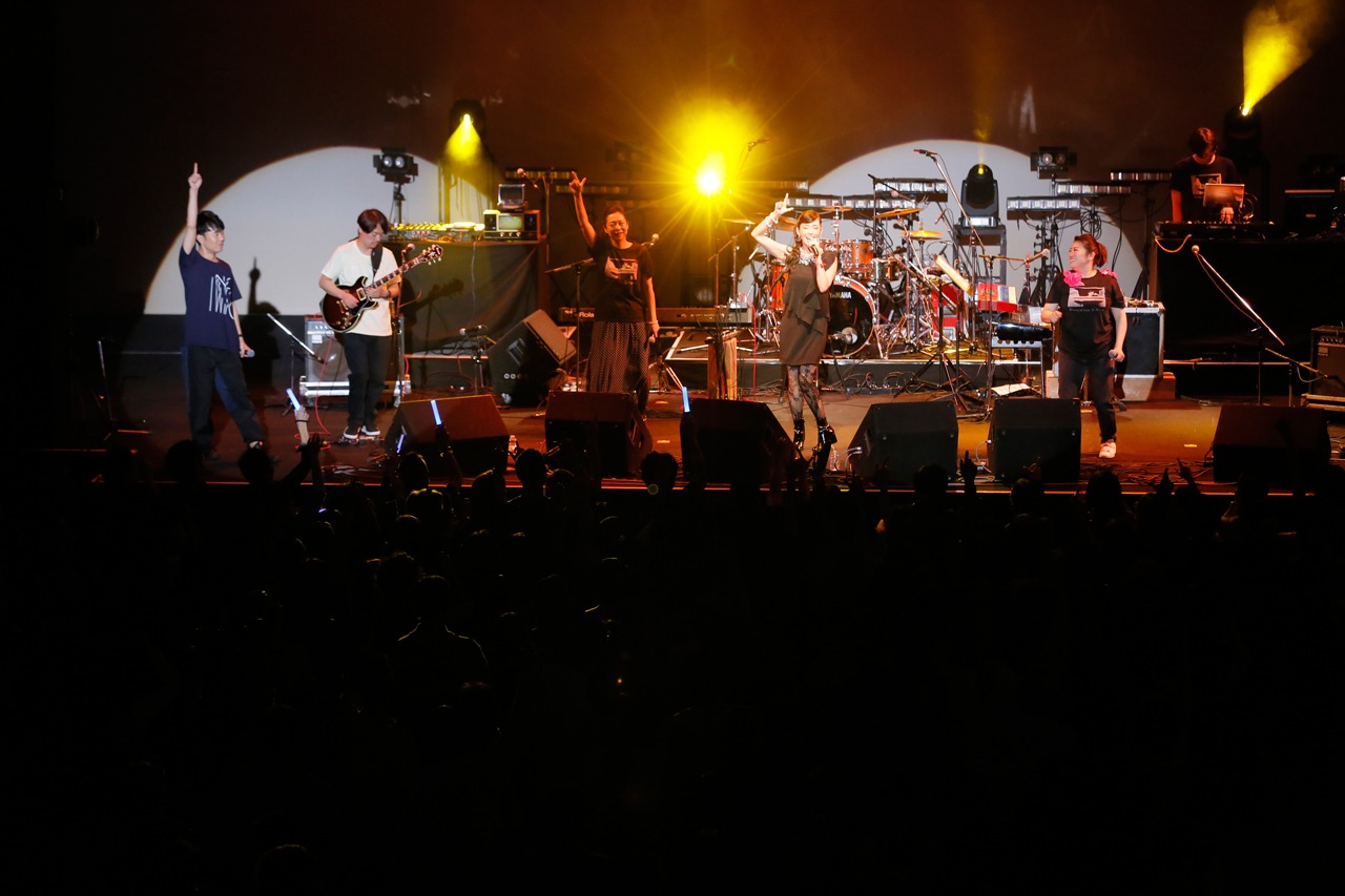 「SLENDERIE RECORD MUSIC AWARD」の様子。