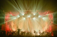 くるり「NOW AND 弦」東京・Bunkamura オーチャードホール公演の様子。