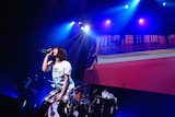 みみめめMIMI「きみのヒロイン」の様子。(撮影:西原史顕)