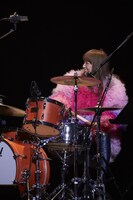 「バナナが好き」を演奏するYUKI。（Photo by TSUKASA MIYOSHI [Showcase]）