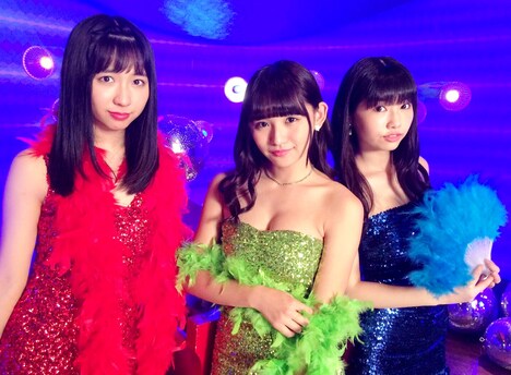 SUPER☆GiRLS「恋☆煌メケーション!!!」のミュージックビデオの撮影現場の様子。