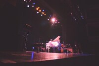 「ゼネテックpresents『南壽あさ子×ココダヨ』プレミアムフリーコンサート」の様子。（提供：曼荼羅音楽出版）