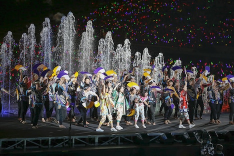 ももいろクローバーZ「桃神祭 2016 ～鬼ヶ島～」の様子。（Photo by HAJIME KAMIIISAKA+Z）