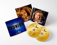 中村あゆみ「A BEST～Rolling 50」初回限定盤の内容。