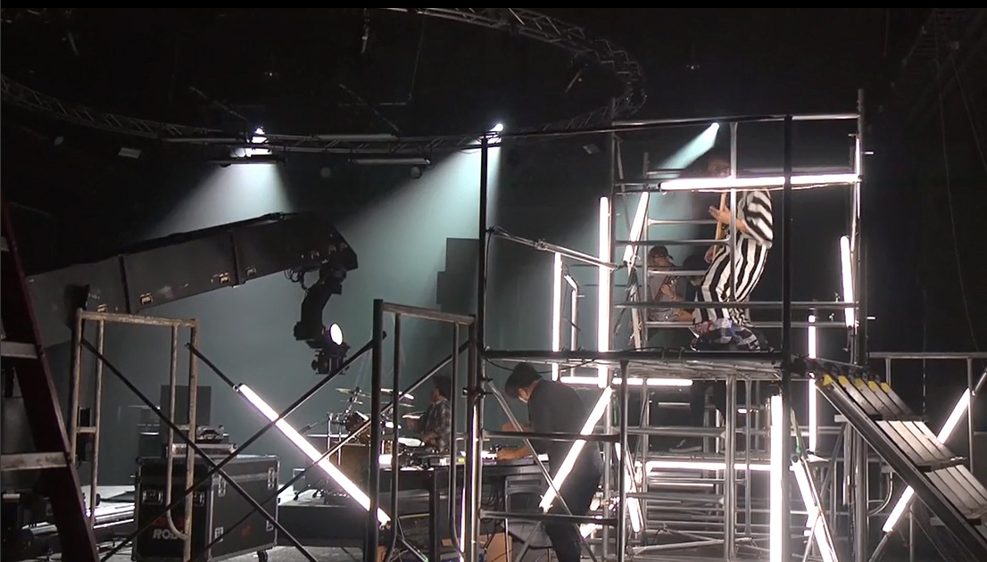 「LIVE for YOU」Dragon Ashのライブ撮影風景。